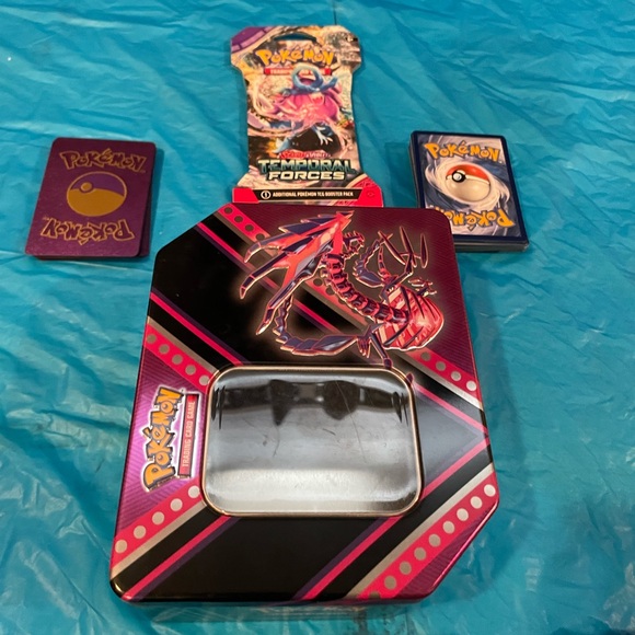 Pokemon set - Picture 1 of 1